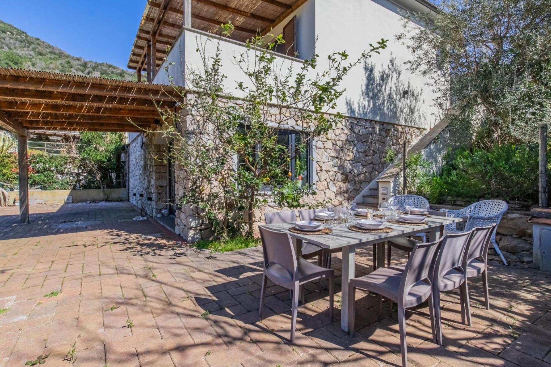 Villa Acquasalata Nisporto Esterno foto
